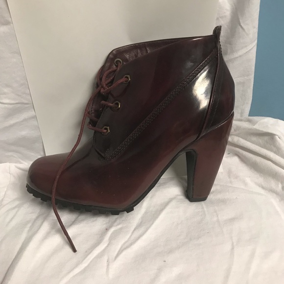 BAMBOO Shoes - Bamboo burgundy booties